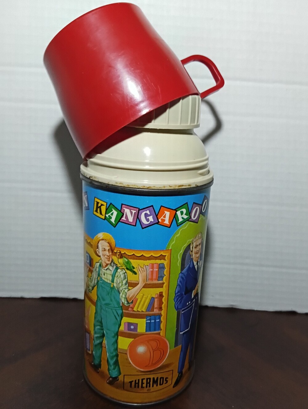 Vintage Captain Kangaroo King-Seeley Metal Thermos Original Red Cup & Stopper